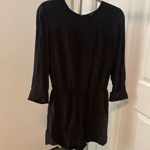 Club Monaco 100% silk jumper  - shorts with pockets